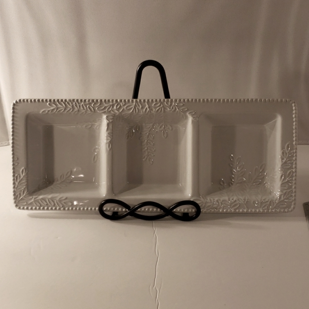 Tabletop 16" Divided Platter.   Serving Dish.  Appetizer Tray.